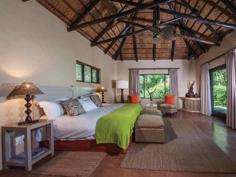Kariega Game Reserve River Lodge Kenton-on-Sea Esterno foto